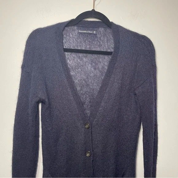 Abercombie & Fitch Women's navy V neck mohair wool blend casual cardigan in XS - Picture 2 of 8